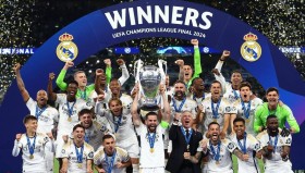 曼联2025财报：总收入6.66亿创新高，商业实力再升级